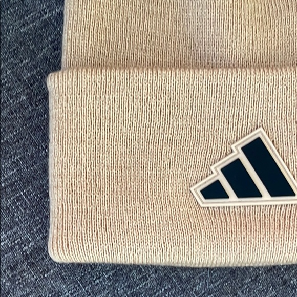 ADIDAS Tan Beanie - Picture 5 of 6
